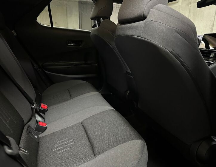 Toyota C-HR 12