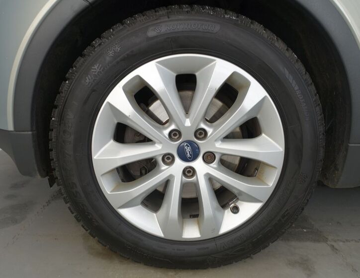 Ford Kuga 25