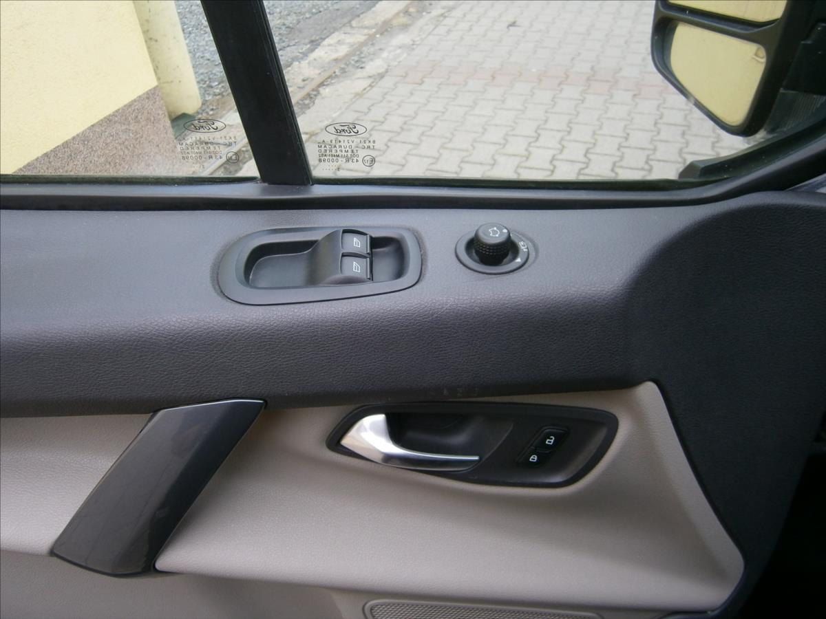 Ford Tourneo Custom