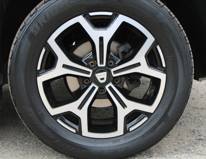 Dacia Duster 30