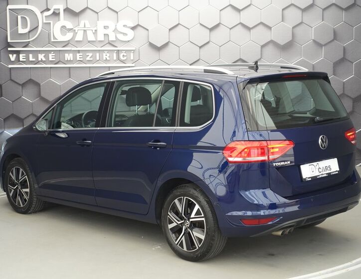 Volkswagen Touran 5