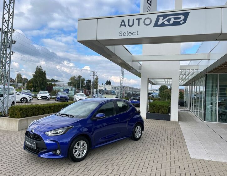 Toyota Yaris 1