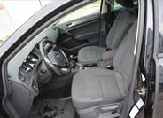 Volkswagen Golf 16