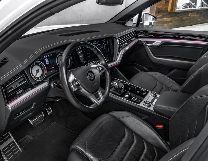 Volkswagen Touareg 12