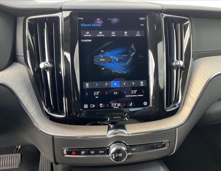 Volvo XC60 23