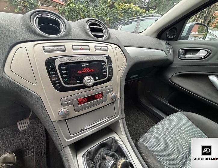 Ford Mondeo 23