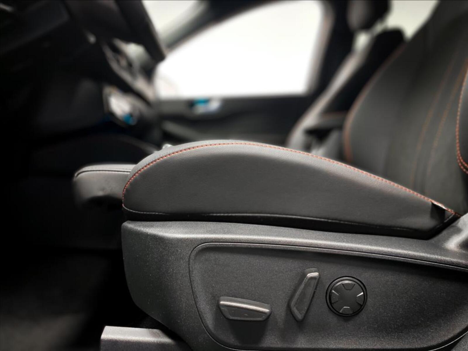 Ford Kuga 11