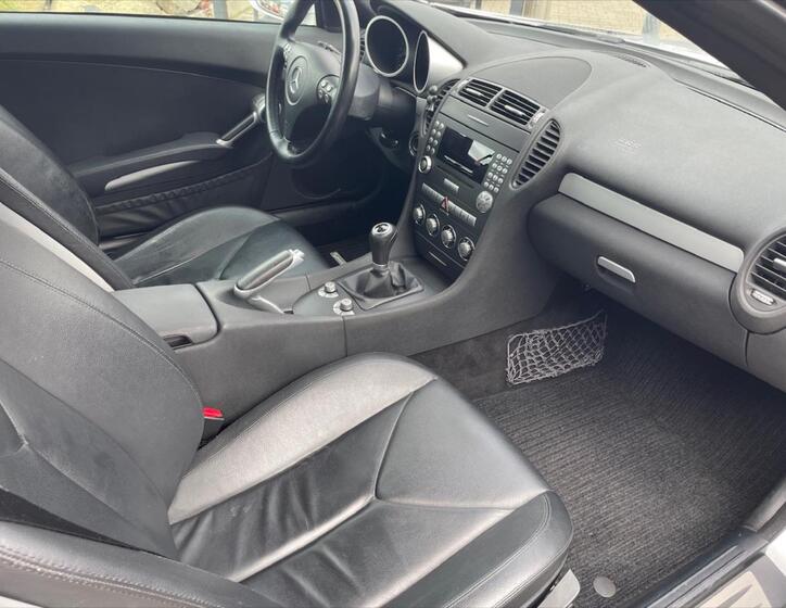 Mercedes-Benz SLK 11