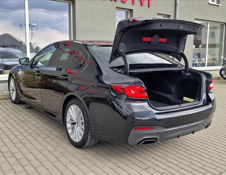 BMW Řada 5 42