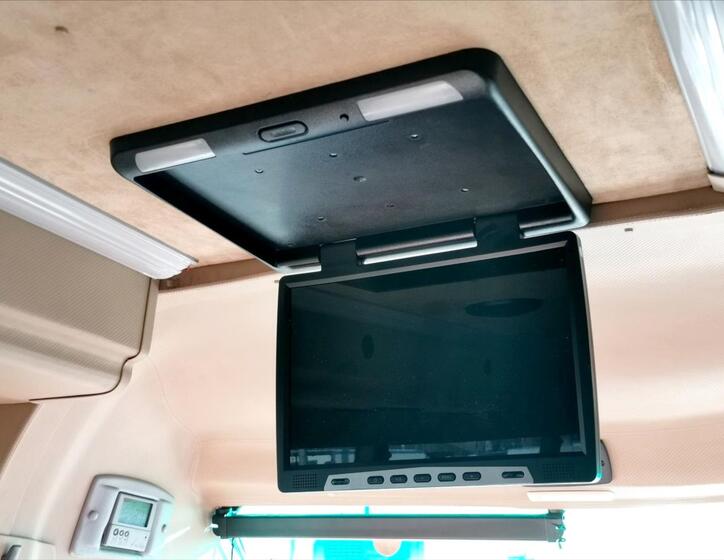 Mercedes-Benz Ostatní 24