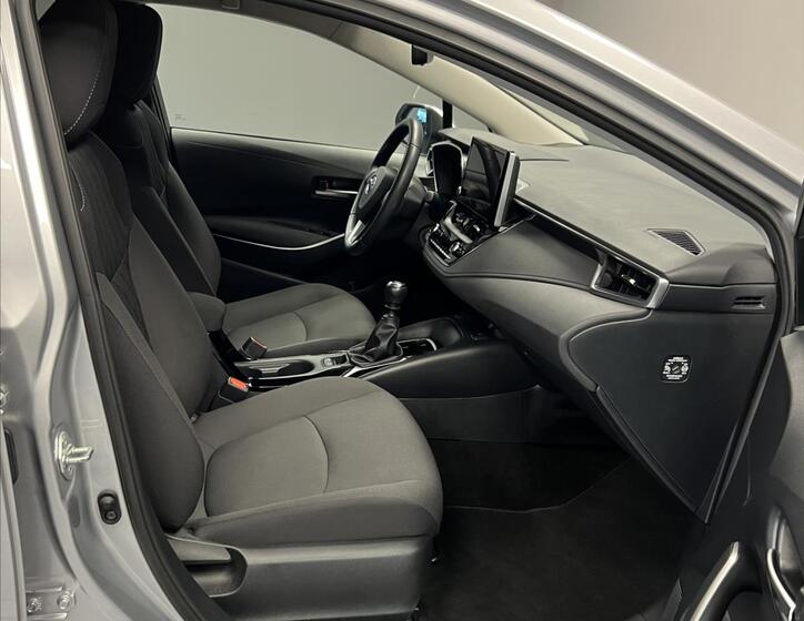 Toyota Corolla 9