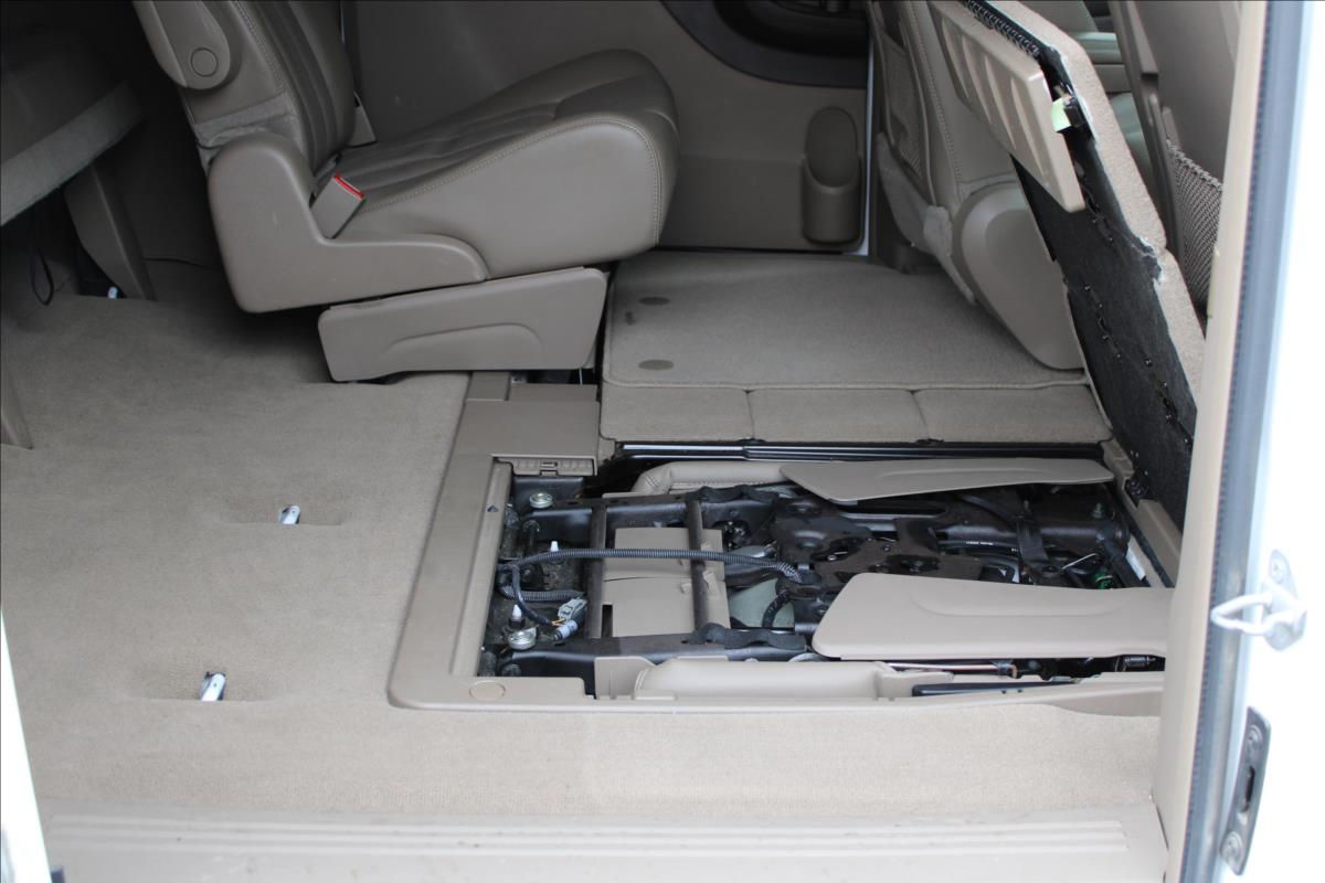 Chrysler Town & Country