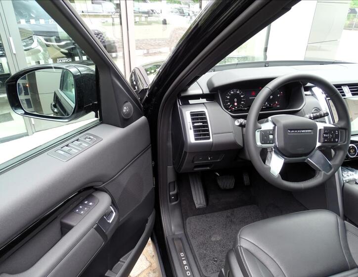Land Rover Discovery 7