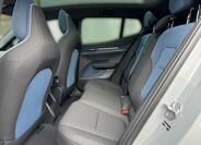 Volvo EX30 11
