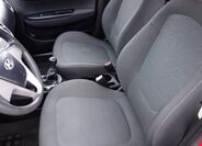 Hyundai i20 10