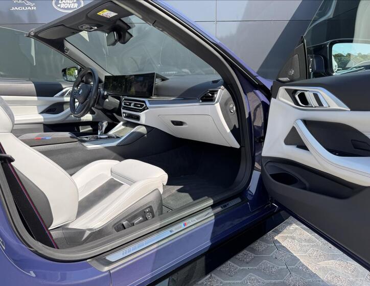 BMW M4 19