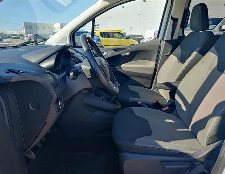 Ford Tourneo Courier 19