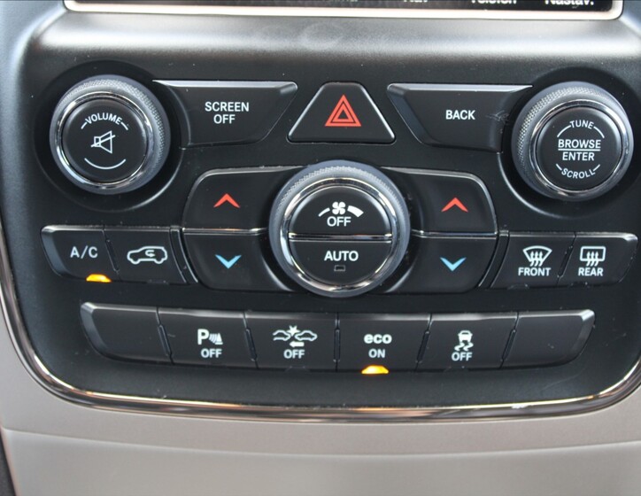 Jeep Grand Cherokee 17