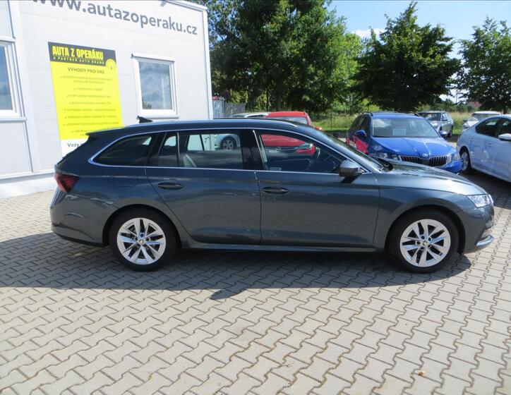 Škoda Octavia 10
