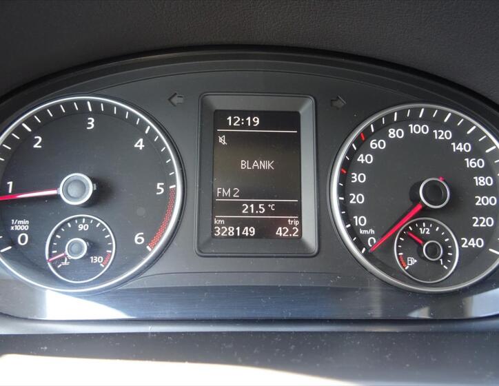 Volkswagen Touran 24