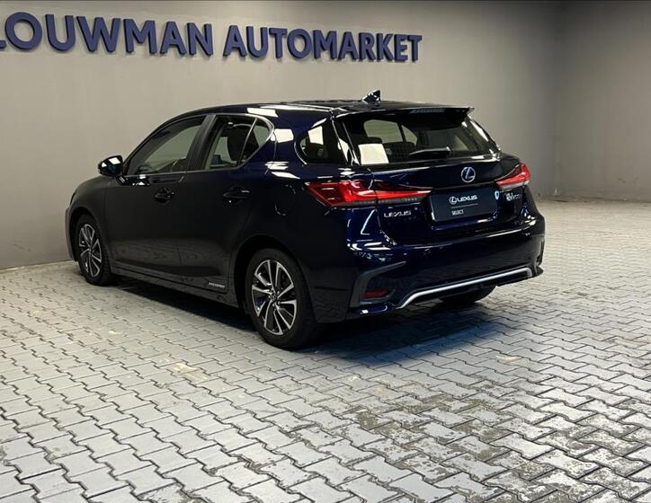 Lexus CT 200h 12