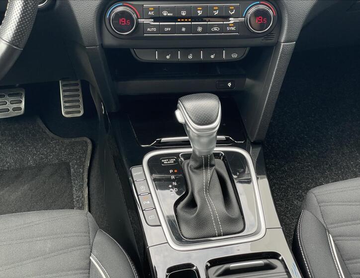 KIA ProCeed 12