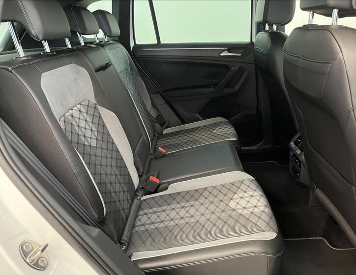 Volkswagen Tiguan 26