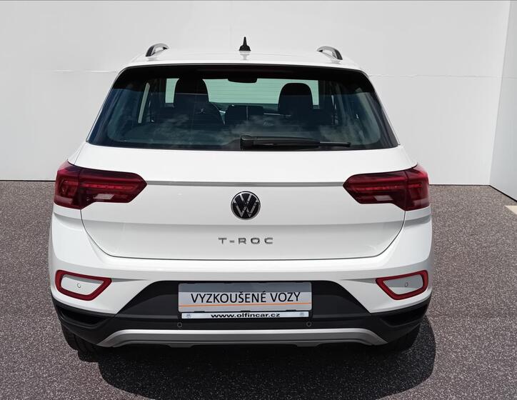 Volkswagen T-Roc 8