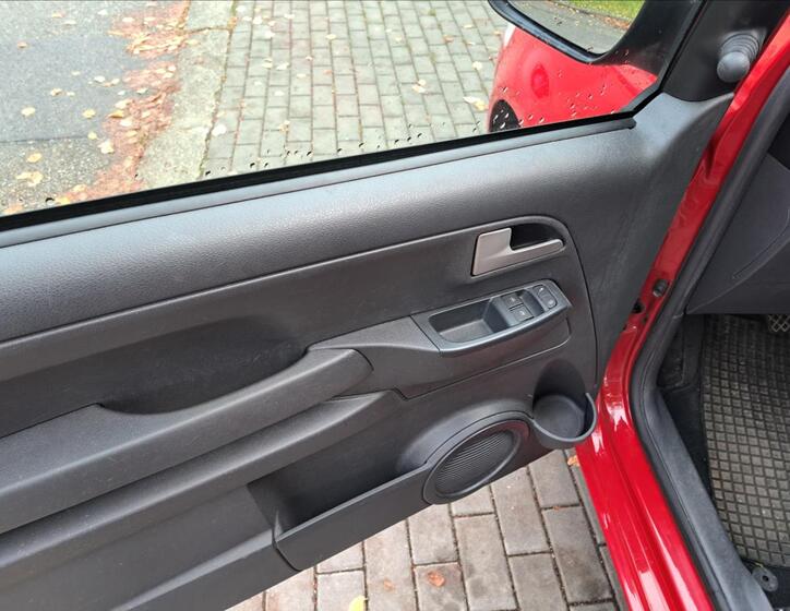 Volkswagen Fox 18