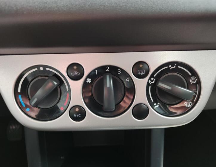 Suzuki Swift 17