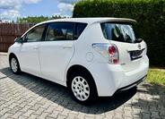 Toyota Verso 3
