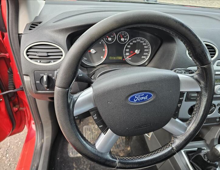 Ford Focus 12