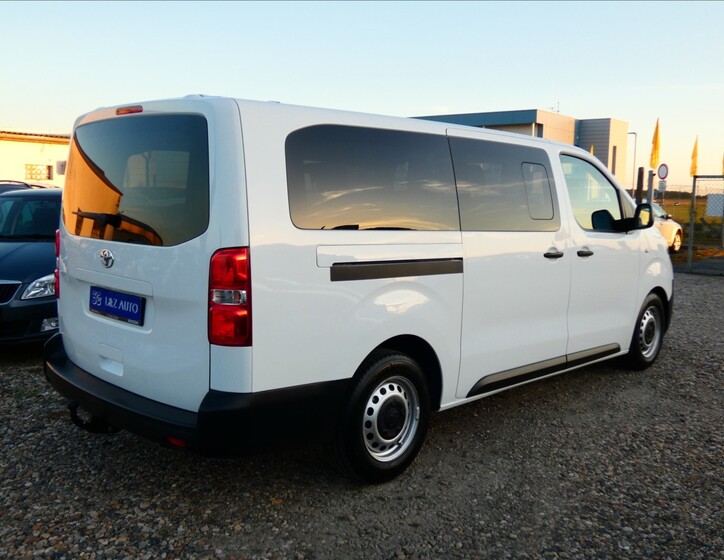 Toyota ProAce 4
