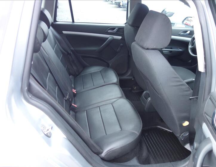 Škoda Octavia 13