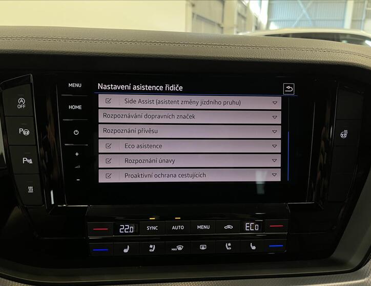 Volkswagen Touareg 11