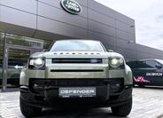 Land Rover Defender 10