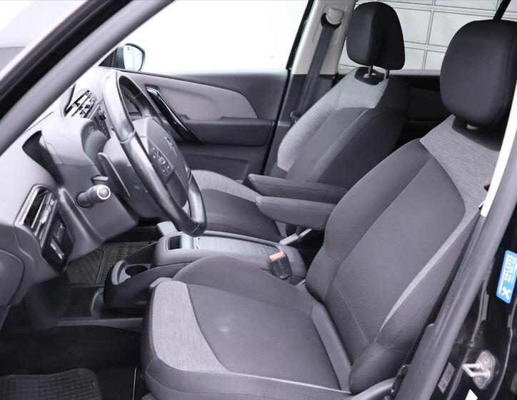 Citroën C4 Picasso 13