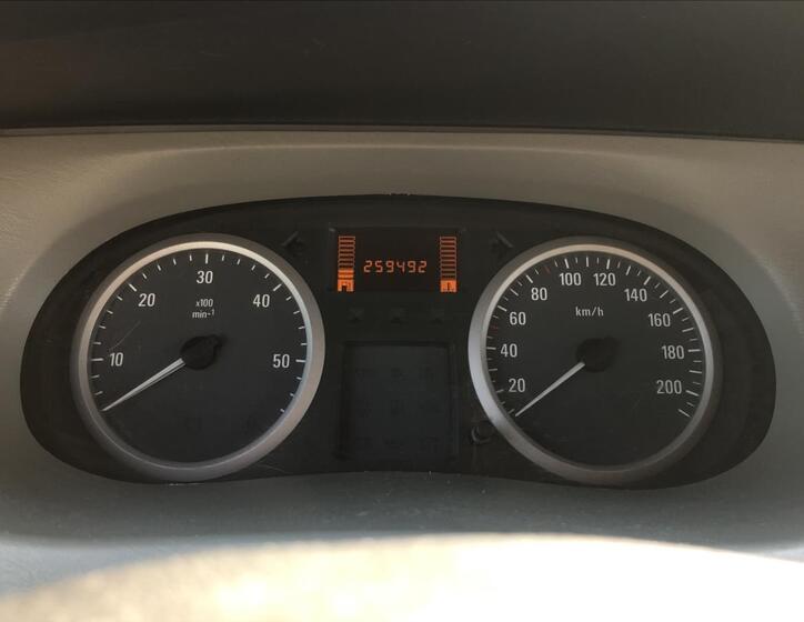 Opel Vivaro 18