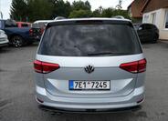 Volkswagen Touran 8