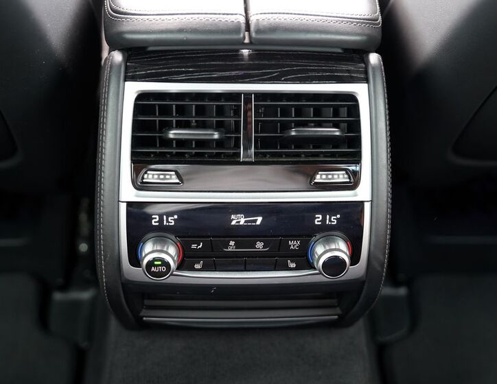 BMW Řada 7 31