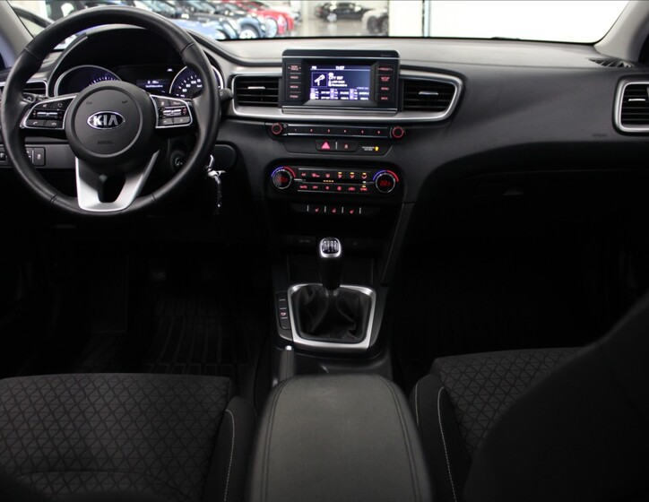 KIA Ceed 8