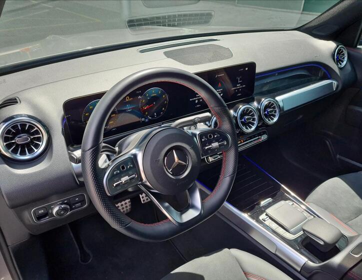 Mercedes-Benz GLB 9
