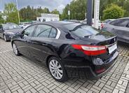 Renault Latitude 4