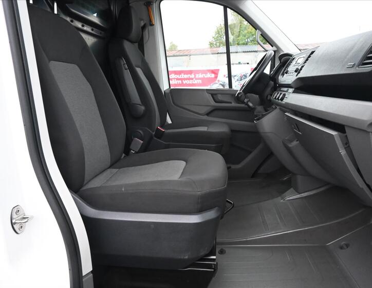 Volkswagen Crafter 10