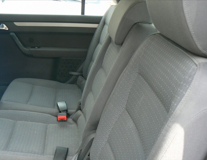 Volkswagen Touran 15