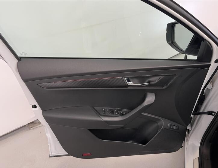Škoda Karoq 23