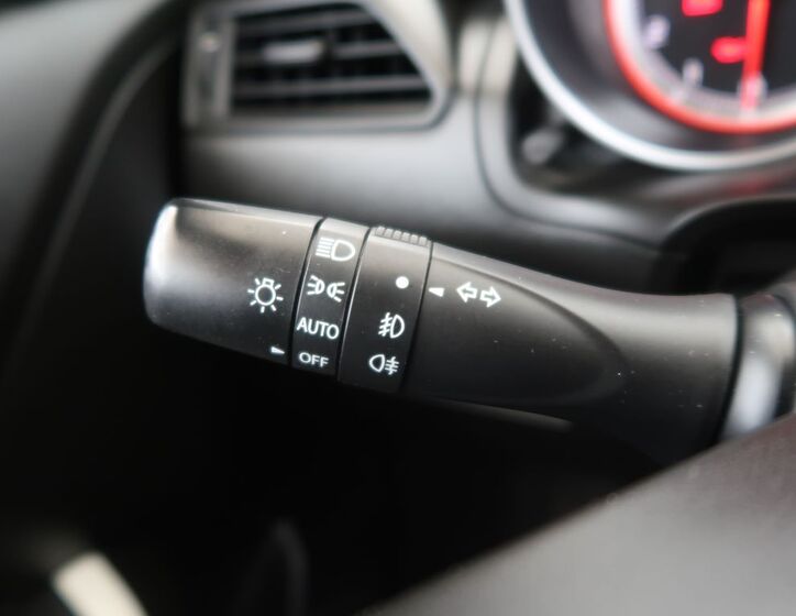 Suzuki Swift 27