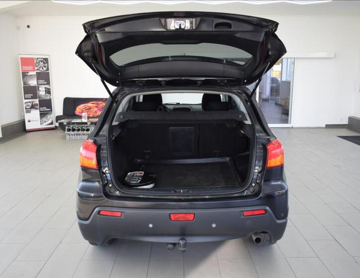 Mitsubishi ASX 12