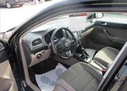 Volkswagen Golf 10