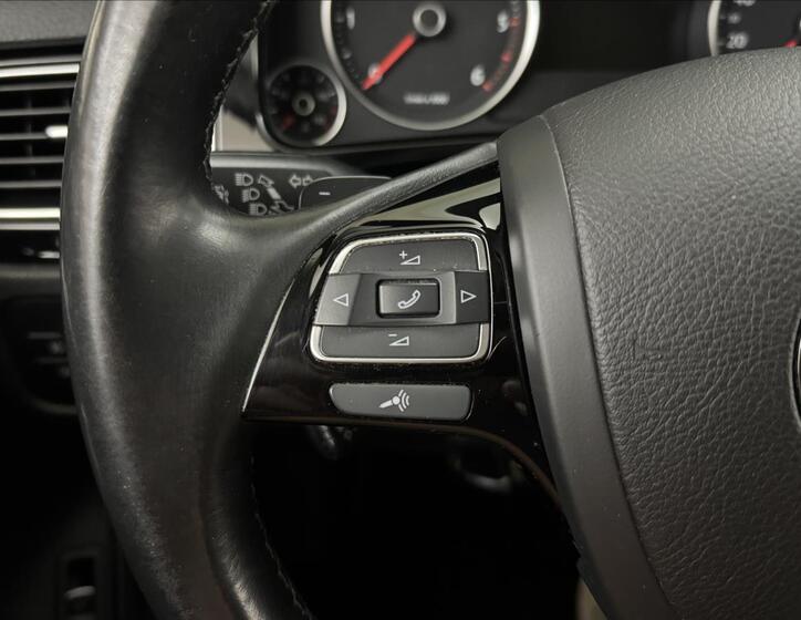Volkswagen Touareg 10